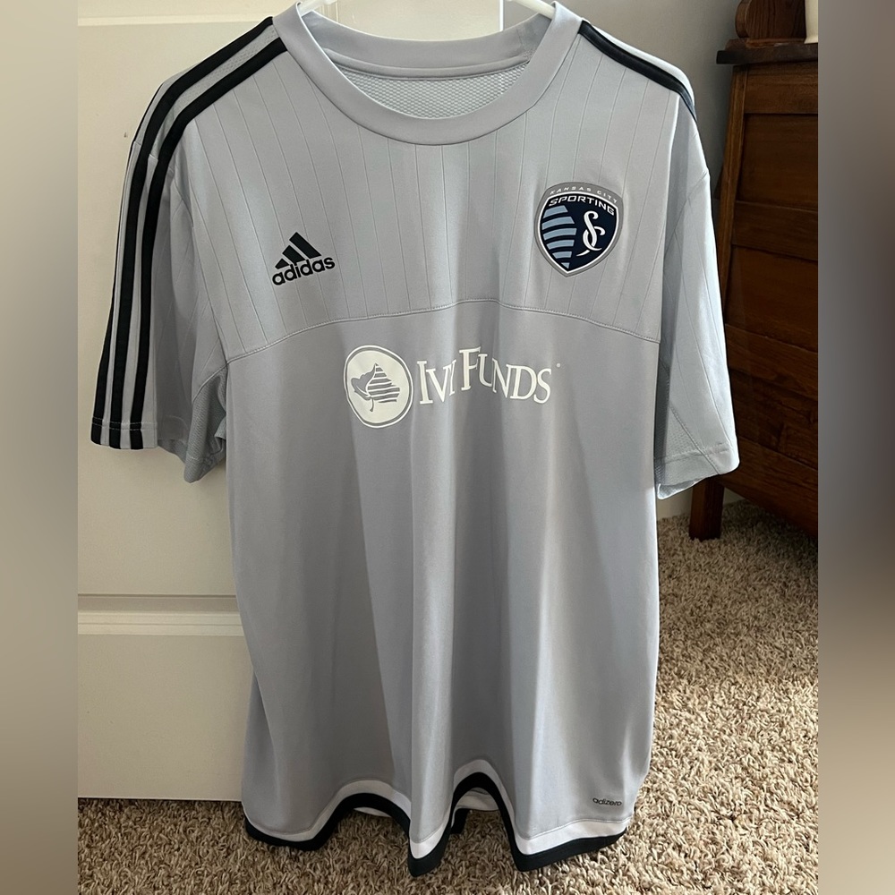 Adidas Sporting KC Mens XL Short Sleeve Shirt